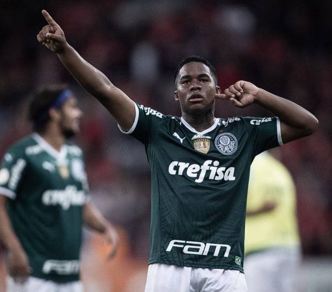 法甲激战前夕：里昂主帅谈恩德里克转会传闻