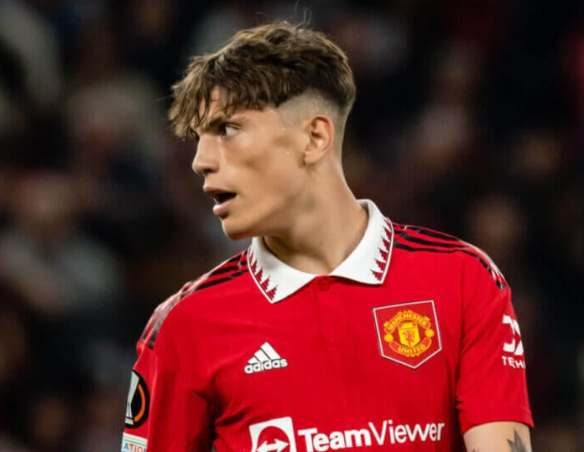 切尔西斯坦福桥大捷：战术智慧与球员闪光共铸胜利